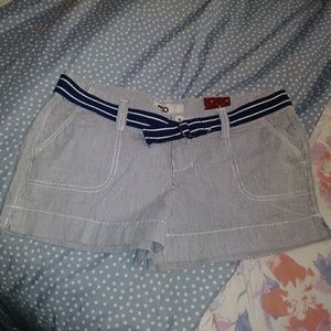 NWT- So White & Blue Shorts With Cloth Belt